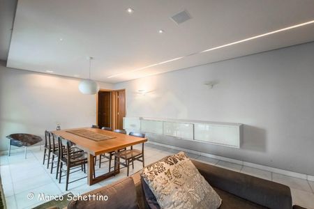 Apartamento à venda com 4 quartos, 156m² em Belvedere, Belo Horizonte