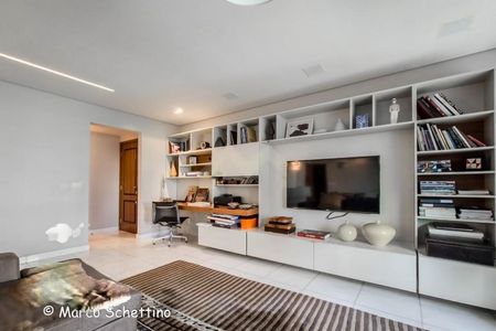Apartamento à venda com 4 quartos, 156m² em Belvedere, Belo Horizonte