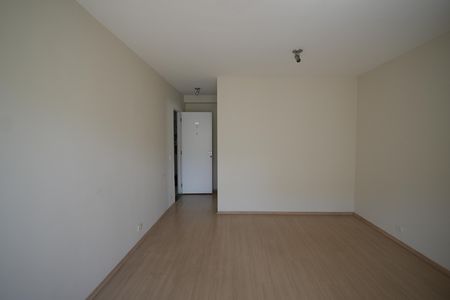 Sala de apartamento à venda com 3 quartos, 67m² em Vila Homero Thon, Santo André