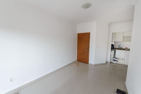 Sala de apartamento para alugar com 2 quartos, 73m² em Chacara do Visconde, Taubaté
