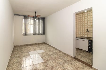 Sala de apartamento para alugar com 2 quartos, 50m² em Realengo, Rio de Janeiro