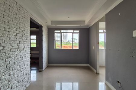 Sala de apartamento à venda com 2 quartos, 44m² em Jardim Ipanema, Santo André