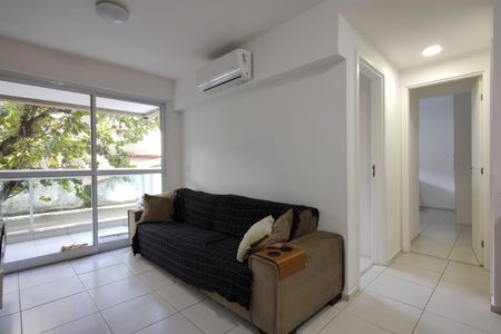 Sala de apartamento para alugar com 2 quartos, 68m² em Jacarepaguá, Rio de Janeiro