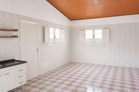 Cozinha de casa para alugar com 3 quartos, 18m² em Jardim do Rio Cotia, Cotia