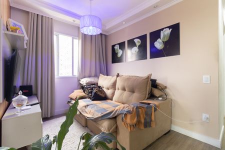 Sala de apartamento para alugar com 2 quartos, 48m² em Parque Fongaro, São Paulo
