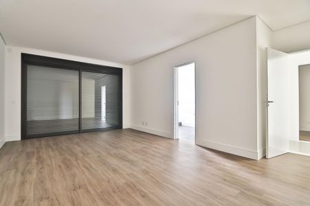 Casa de Condomínio à venda com 4 quartos, 357m² em Alphaville, Barueri