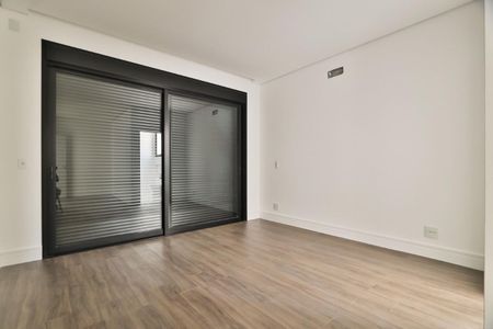 Casa de Condomínio à venda com 4 quartos, 357m² em Alphaville, Barueri