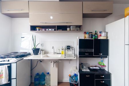 Cozinha de apartamento à venda com 1 quarto, 28m² em Vila Ema, São Paulo