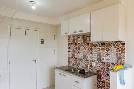 Cozinha de apartamento para alugar com 2 quartos, 33m² em Sacoma, São Paulo