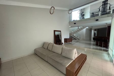 Sala de casa para alugar com 6 quartos, 900m² em Jardim Sao Paulo Ii, Cotia
