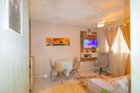 Sala de apartamento à venda com 2 quartos, 42m² em Rio Branco, Canoas