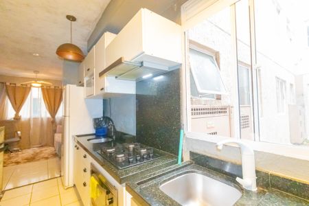 Cozinha e Área de Serviço de apartamento à venda com 2 quartos, 42m² em Rio Branco, Canoas