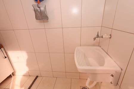 Área de Serviço de apartamento para alugar com 2 quartos, 52m² em Vila Rosa, Goiânia