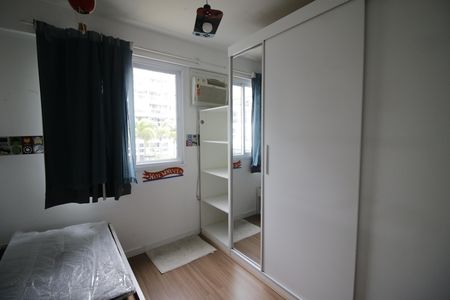 Quarto 1 de apartamento para alugar com 2 quartos, 60m² em Pechincha, Rio de Janeiro