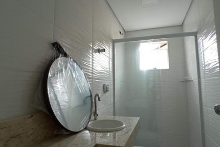 Casa à venda com 3 quartos, 206m² em Vila Scarpelli, Santo André