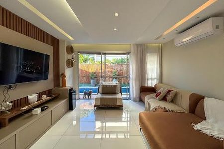 Casa à venda com 4 quartos, 306m² em Recreio dos Bandeirantes, Rio de Janeiro