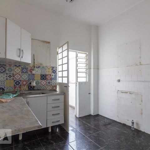 Apartamento à venda com 105m², 2 quartos e sem vagaCozinha