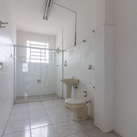 Apartamento à venda com 105m², 2 quartos e sem vagaBanheiro