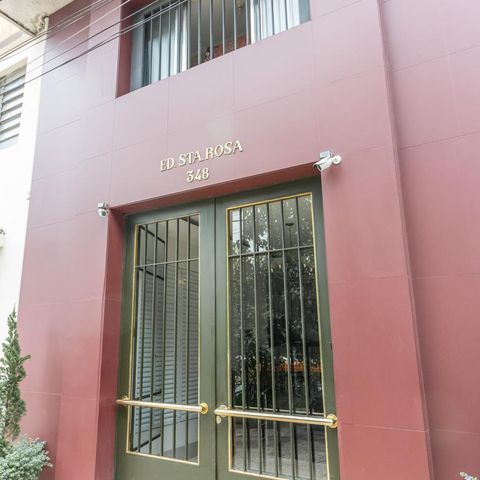 Apartamento à venda com 105m², 2 quartos e sem vagaFachada