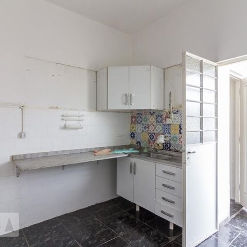 Apartamento à venda com 105m², 2 quartos e sem vagaCozinha