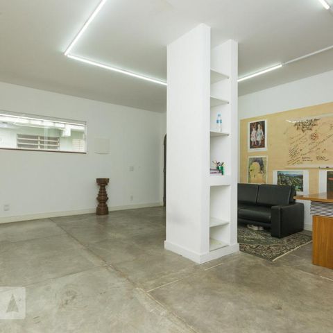 Casa à venda com 100m², 1 quarto e sem vagaSala