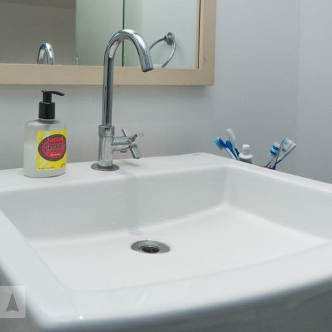 Casa à venda com 100m², 1 quarto e sem vagaDetalhe do Banheiro
