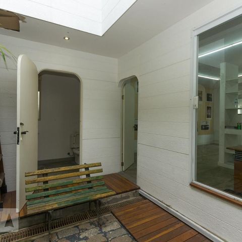 Casa à venda com 100m², 1 quarto e sem vagaÁrea de Serviço