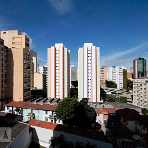 Apartamento à venda com 42m², 1 quarto e 1 vagaVista