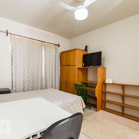 Studio à venda com 40m², 1 quarto e sem vagaQuarto