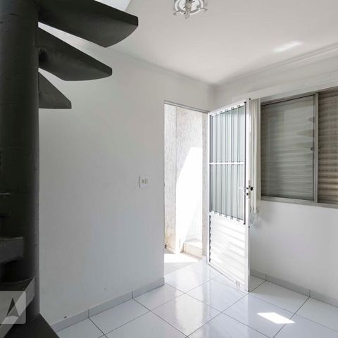 Casa à venda com 307m², 4 quartos e 3 vagas2o. Andar - Edícula - Sala