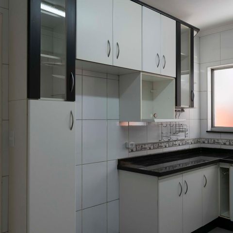 Casa à venda com 307m², 4 quartos e 3 vagas1o. Andar - Cozinha (Armários)