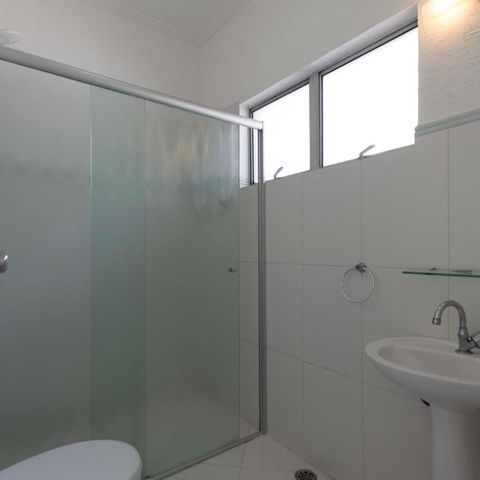 Casa à venda com 307m², 4 quartos e 3 vagas2o. Andar - Banheiro social