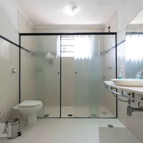 Casa à venda com 307m², 4 quartos e 3 vagas2o. Andar - Quarto 3 - Suíte/ Banheiro