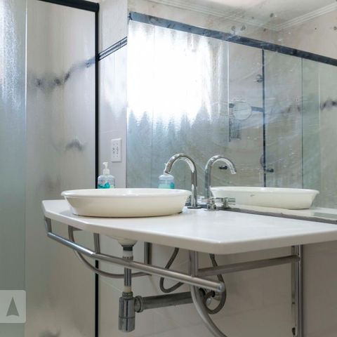 Casa à venda com 307m², 4 quartos e 3 vagas2o. Andar - Quarto 3 - Suíte/ Banheiro (Torneira)
