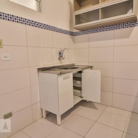 Studio à venda com 33m², 1 quarto e sem vaga Studio à venda com 33m², 1 quarto e sem vagaCozinha