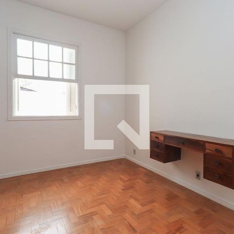 Casa à venda com 208m², 5 quartos e 4 vagasQuarto 2