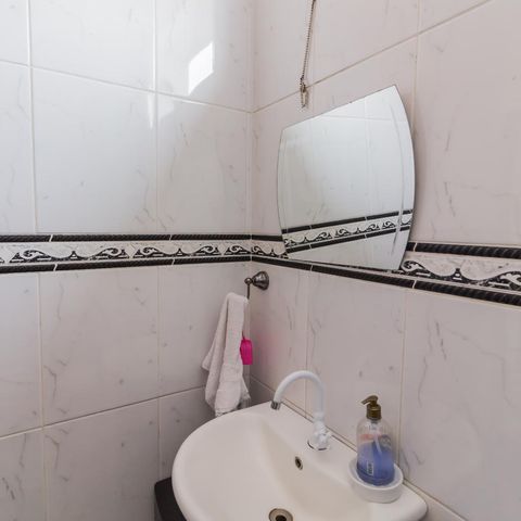 Casa à venda com 150m², 3 quartos e 3 vagasBanheiro da suíte
