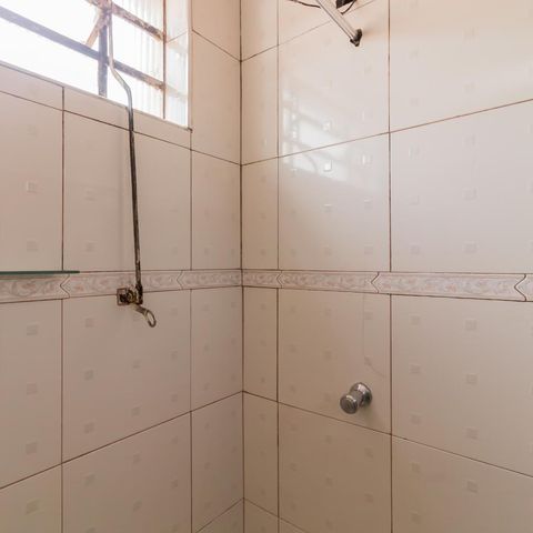 Casa à venda com 150m², 3 quartos e 3 vagasBanheiro social
