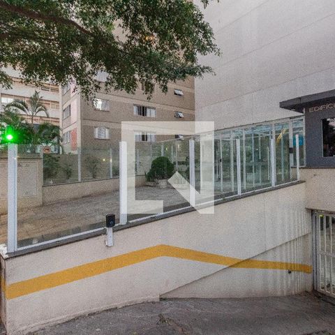 Apartamento à venda com 90m², 2 quartos e 1 vagaFachada e portaria