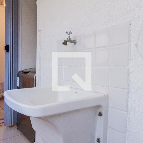 Apartamento à venda com 90m², 2 quartos e 1 vagaÁrea de Serviço