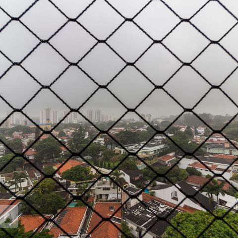 Apartamento à venda com 340m², 4 quartos e 4 vagasVista