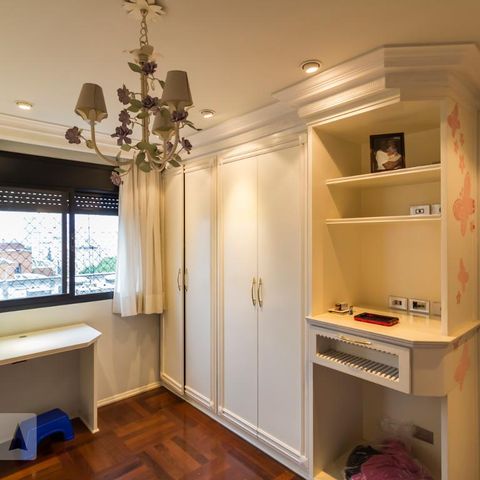 Apartamento à venda com 340m², 4 quartos e 4 vagasSuíte 2