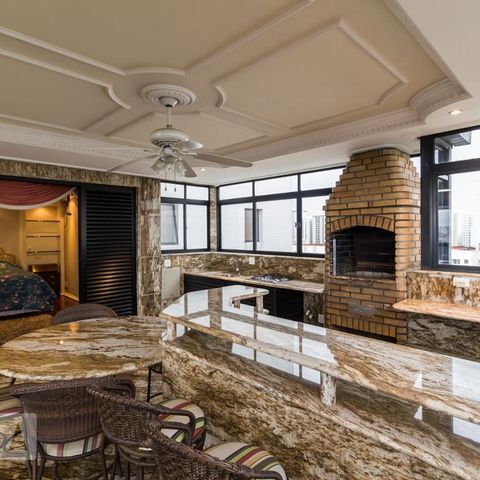 Apartamento à venda com 340m², 4 quartos e 4 vagasVaranda gourmet