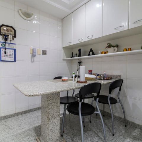 Apartamento à venda com 340m², 4 quartos e 4 vagasCozinha
