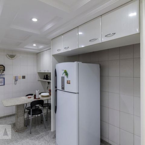 Apartamento à venda com 340m², 4 quartos e 4 vagasCozinha