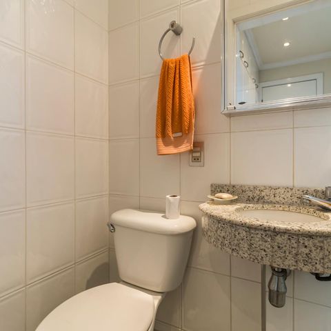 Apartamento à venda com 340m², 4 quartos e 4 vagasBanheiro de serviço