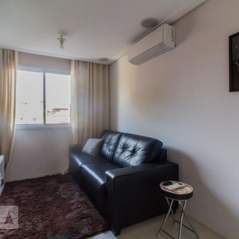 Apartamento à venda com 48m², 2 quartos e 1 vagaSala