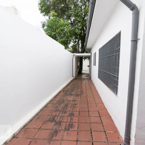 Casa à venda com 180m², 3 quartos e 3 vagasCorredor Lateral