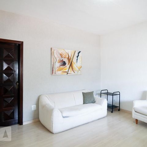 Casa à venda com 180m², 3 quartos e 3 vagasSala