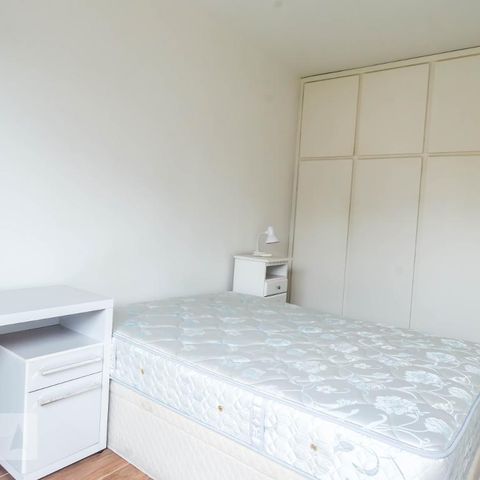 Apartamento à venda com 49m², 1 quarto e 1 vagaQuarto